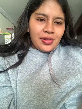 Snapshot of moncerrat_luna chatting on October 7, 2025, 9:23 pm moncerrat luna online show from October 7, 2025, 9:23 pm