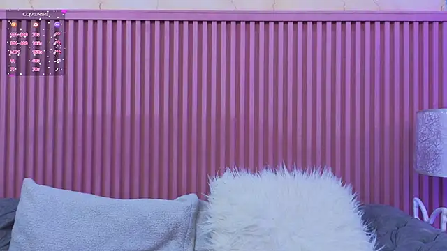 Snapshot of Emiily_Scott1 chatting on December 7, 2024, 11:51 am Emiily Scott1 online show from December 7, 2024, 11:51 am