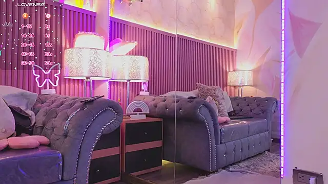 Snapshot of Emiily_Scott1 chatting on December 18, 2024, 12:51 pm Emiily Scott1 online show from December 18, 2024, 12:51 pm