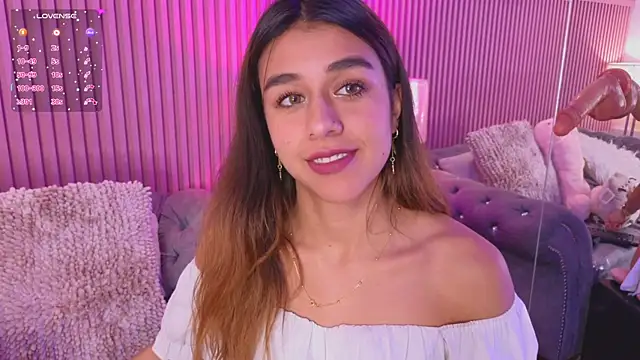 Snapshot of Emiily_Scott1 chatting on January 15, 2025, 6:19 pm Emiily Scott1 online show from January 15, 2025, 6:19 pm