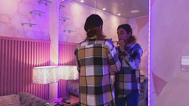 Snapshot of Emiily_Scott1 chatting on January 17, 2025, 1:03 pm Emiily Scott1 online show from January 17, 2025, 1:03 pm