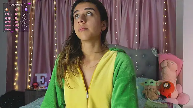 Snapshot of Emiily_Scott1 chatting on January 25, 2025, 11:23 am Emiily Scott1 online show from January 25, 2025, 11:23 am