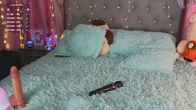 Snapshot of Emiily_Scott1 chatting on January 25, 2025, 2:25 pm Emiily Scott1 online show from January 25, 2025, 2:25 pm