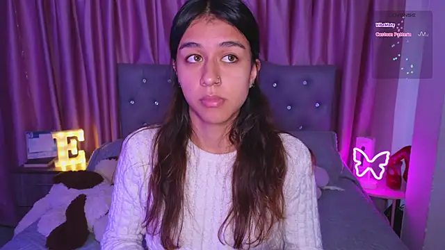 Snapshot of Emiily_Scott1 chatting on October 28, 2025, 10:23 pm Emiily Scott1 online show from October 28, 2025, 10:23 pm