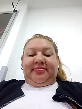HORNY MATURE25 online show from January 4, 2025, 9:31 pm