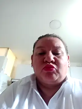 HORNY MATURE25 online show from September 28, 2025, 4:23 pm