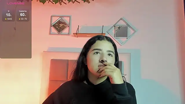 aliice walker  online show from January 8, 2025, 12:26 pm