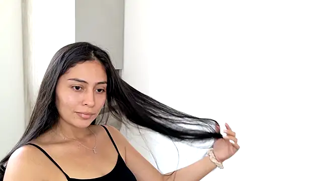 Sophie  Foxxx online show from February 3, 2025, 6:07 pm