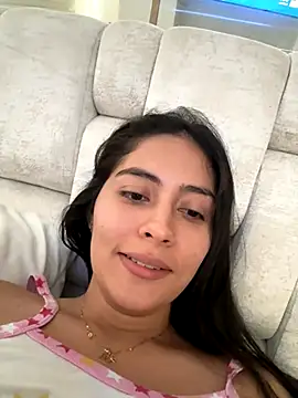 Sophie  Foxxx online show from October 15, 2025, 7:25 pm