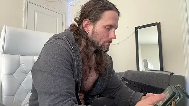 alexmannd online show from January 17, 2025, 2:39 pm