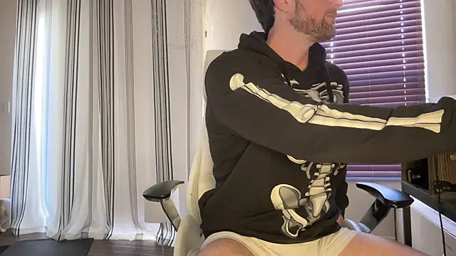 Snapshot of alexmannd chatting on February 26, 2026, 8:30 pm alexmannd online show from February 26, 2026, 8:30 pm