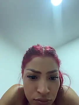 Snapshot of ari_sexy1 chatting on August 4, 2026, 12:47 am ari sexy1 online show from August 4, 2026, 12:47 am