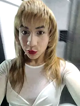 Snapshot of Evehampy chatting on October 31, 2025, 10:22 pm Evehampy online show from October 31, 2025, 10:22 pm