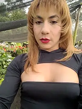 Snapshot of Evehampy chatting on November 30, 2025, 5:39 pm Evehampy online show from November 30, 2025, 5:39 pm