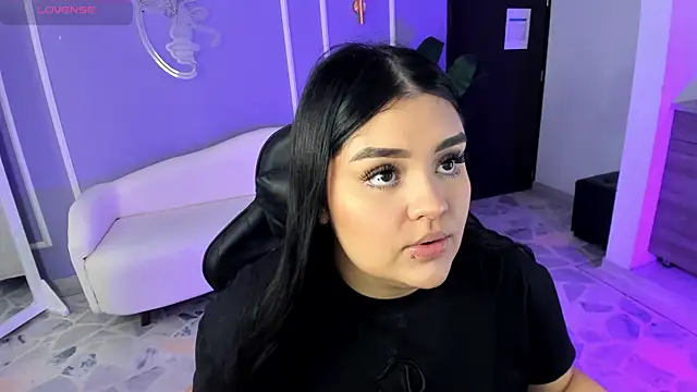 Snapshot of martinasaez chatting on September 25, 2025, 7:39 pm martinasaez online show from September 25, 2025, 7:39 pm