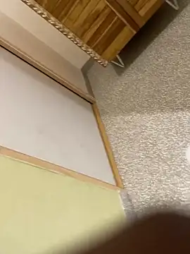 Snapshot of la_chiennete chatting on September 10, 2025, 10:10 pm la chiennete online show from September 10, 2025, 10:10 pm