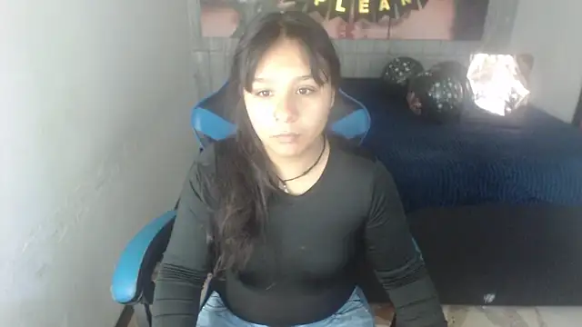 Charis 21 online show from October 4, 2025, 1:36 am