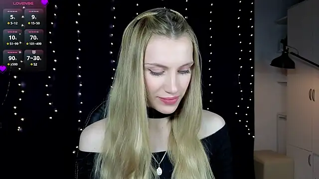 Lilianna Just online show from February 23, 2025, 4:35 pm