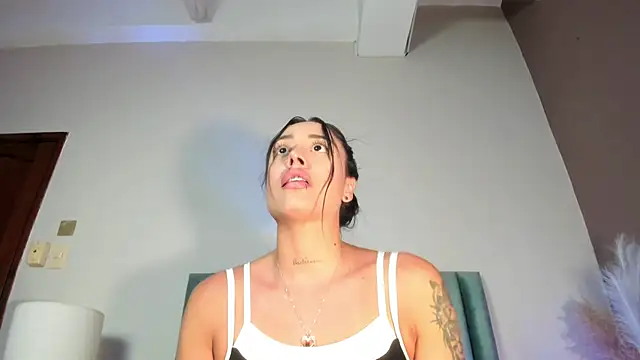 NoraDasilva online show from March 21, 2026, 12:37 am