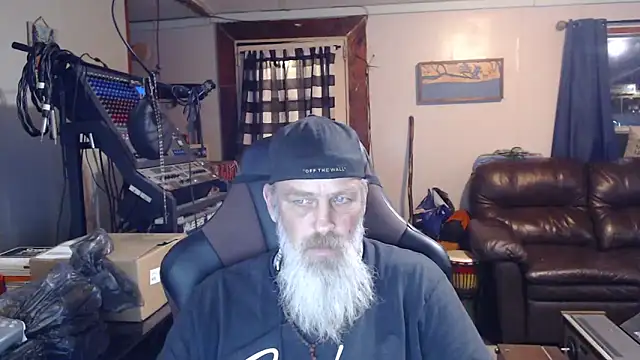 Snapshot of jimdacbin420 chatting on March 2, 2026, 5:41 am jimdacbin420 online show from March 2, 2026, 5:41 am