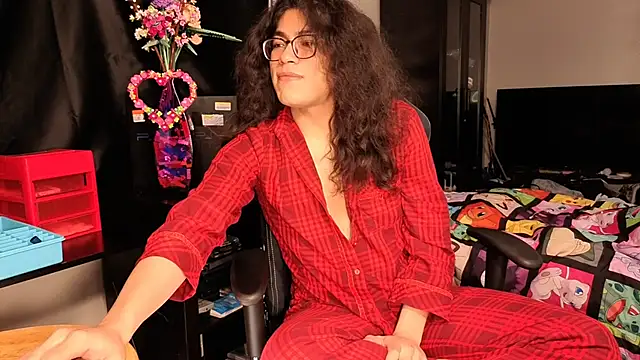 Snapshot of ShinyCherub chatting on March 14, 2025, 10:07 am ShinyCherub online show from March 14, 2025, 10:07 am