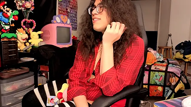 Snapshot of ShinyCherub chatting on September 21, 2025, 11:50 pm ShinyCherub online show from September 21, 2025, 11:50 pm