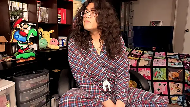 Snapshot of ShinyCherub chatting on November 12, 2025, 1:28 am ShinyCherub online show from November 12, 2025, 1:28 am