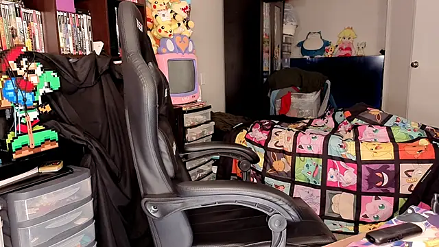 Snapshot of ShinyCherub chatting on February 13, 2026, 4:08 am ShinyCherub online show from February 13, 2026, 4:08 am