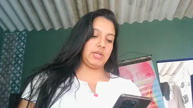 Snapshot of almaswan1 chatting on September 24, 2025, 7:06 pm almaswan1 online show from September 24, 2025, 7:06 pm