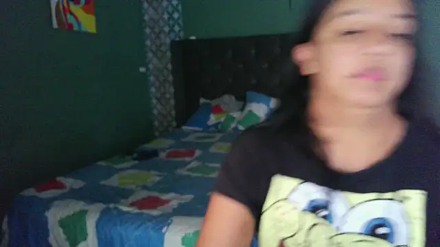 Snapshot of almaswan1 chatting on October 21, 2025, 5:35 pm almaswan1 online show from October 21, 2025, 5:35 pm