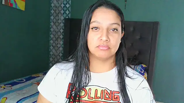 almaswan1 online show from November 18, 2025, 3:49 pm