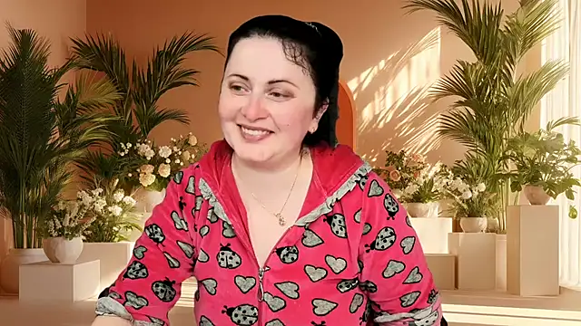 Snapshot of Lillian2 chatting on June 19, 2026, 7:28 pm Lillian2 online show from June 19, 2026, 7:28 pm
