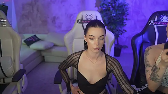Snapshot of Angy_Netal chatting on June 5, 2026, 6:52 am Angy Netal online show from June 5, 2026, 6:52 am