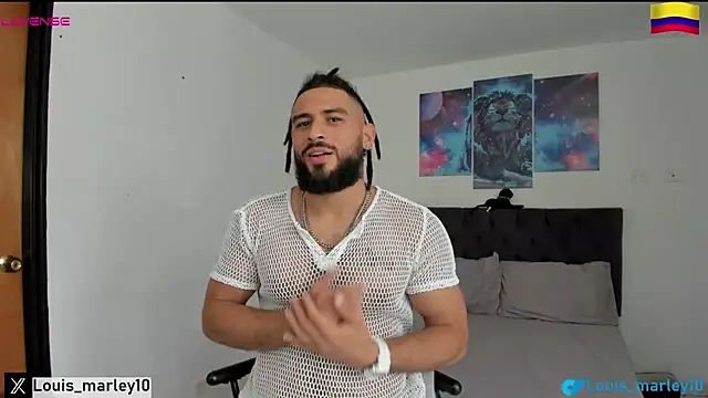 Snapshot of Louis_marley__ chatting on January 10, 2025, 8:26 pm Louis marley online show from January 10, 2025, 8:26 pm