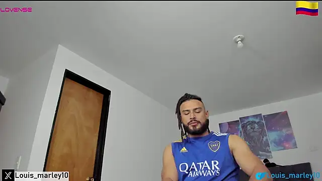 Snapshot of Louis_marley__ chatting on March 1, 2025, 4:26 am Louis marley online show from March 1, 2025, 4:26 am