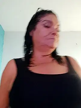 Snapshot of Delicy1 chatting on February 7, 2026, 6:11 pm Delicy1 online show from February 7, 2026, 6:11 pm