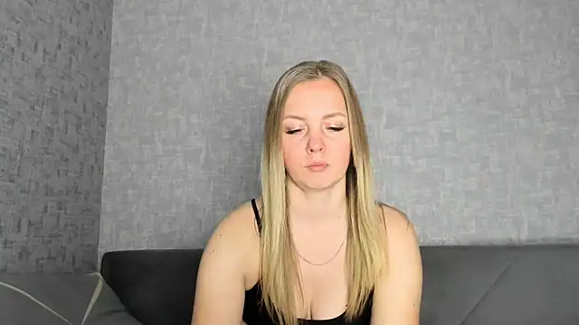 iam Venus online show from February 5, 2026, 1:38 pm