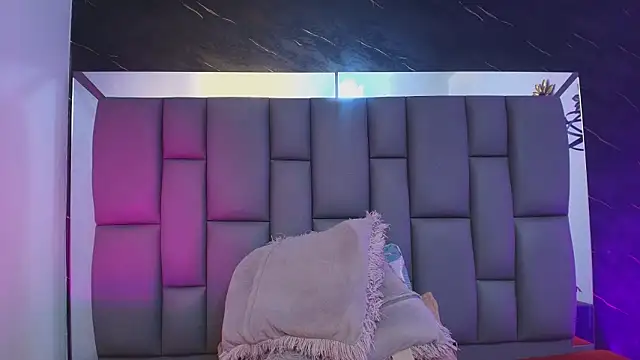  MiaBrown  online show from February 10, 2026, 12:09 pm