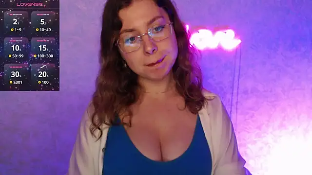 Snapshot of Leah_Reed chatting on September 11, 2025, 4:07 pm Leah Reed online show from September 11, 2025, 4:07 pm