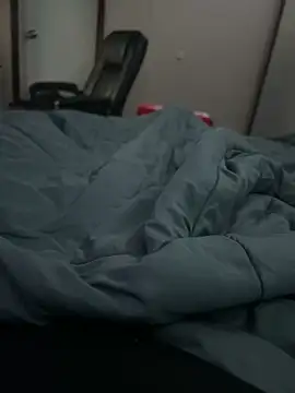 1curvegod1 online show from April 4, 2026, 7:17 am