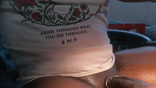 1curvegod1 online show from April 8, 2026, 7:41 am