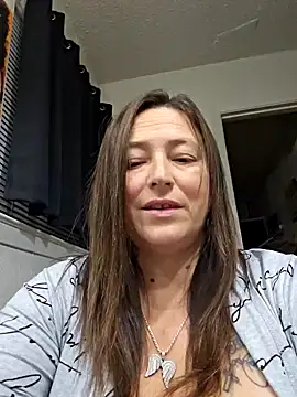 Snapshot of angelbaby1998 chatting on December 22, 2024, 9:00 am angelbaby1998 online show from December 22, 2024, 9:00 am