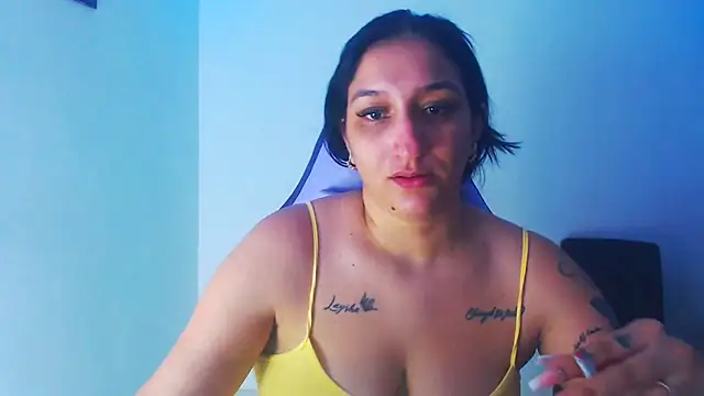 Snapshot of liz_dirty chatting on November 27, 2025, 10:12 pm liz dirty online show from November 27, 2025, 10:12 pm