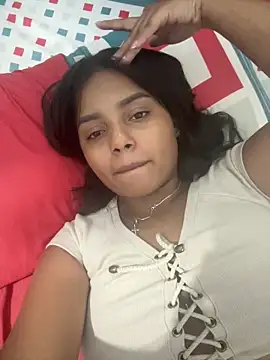 Snapshot of Aleja_DANS chatting on December 21, 2024, 3:36 am Aleja DANS online show from December 21, 2024, 3:36 am