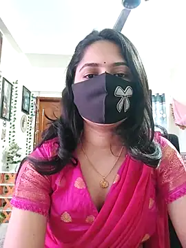 Snapshot of Suvosri chatting on January 19, 2025, 7:25 am Suvosri online show from January 19, 2025, 7:25 am