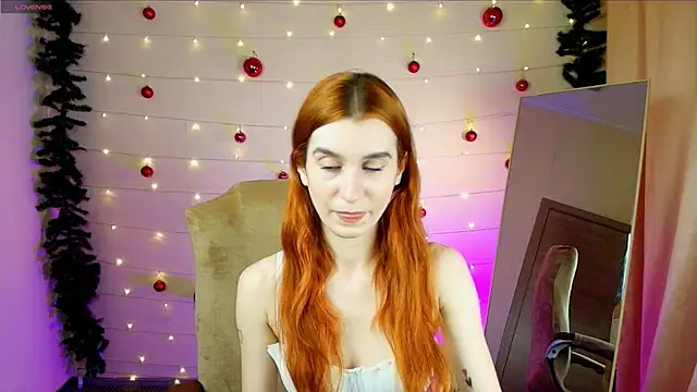 Snapshot of Sally_Biscuit chatting on December 22, 2024, 10:28 am Sally Biscuit online show from December 22, 2024, 10:28 am