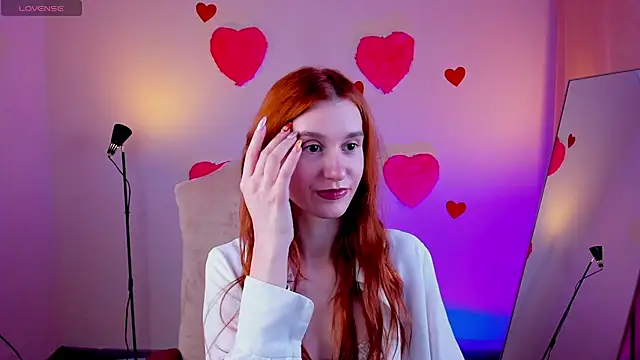 Snapshot of Sally_Biscuit chatting on February 13, 2025, 10:34 am Sally Biscuit online show from February 13, 2025, 10:34 am