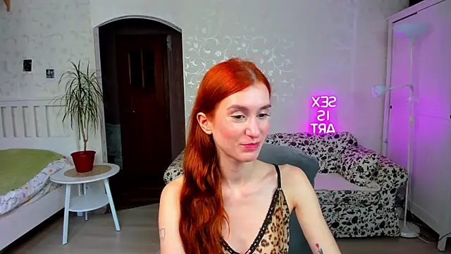 Snapshot of Sally_Biscuit chatting on September 11, 2025, 12:05 pm Sally Biscuit online show from September 11, 2025, 12:05 pm