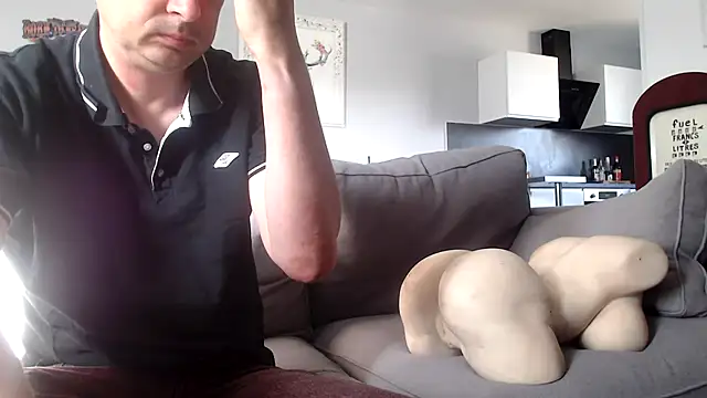 freddy0222222 online show from July 19, 2026, 7:01 am