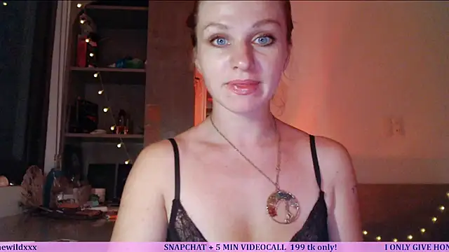 Cassie Wild online show from July 17, 2026, 2:02 pm